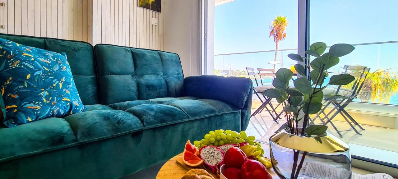 Phaedrus Living: Seaview Emerald Flat Lighthouse 48 Paphos Exteriör bild