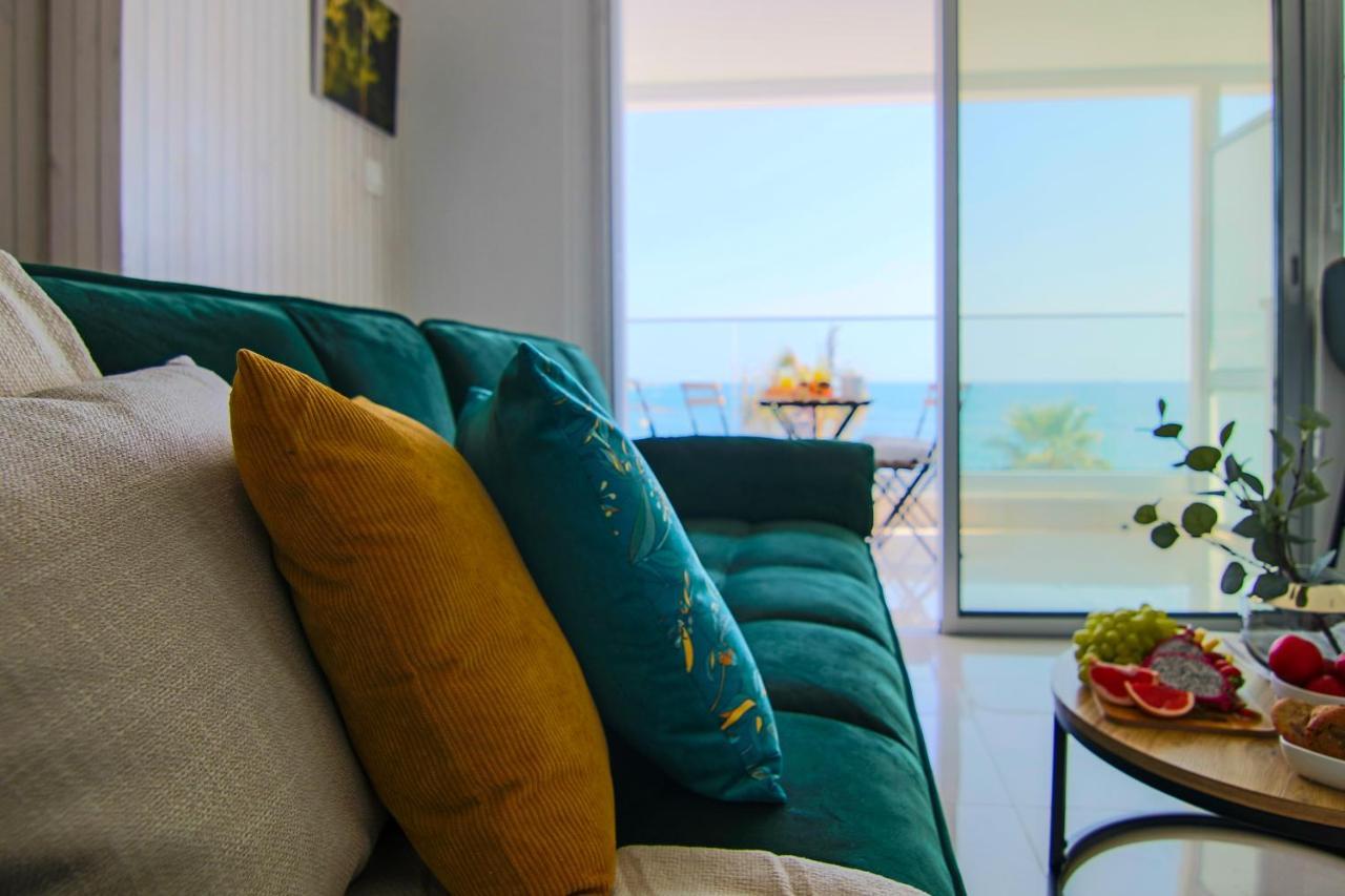Phaedrus Living: Seaview Emerald Flat Lighthouse 48 Paphos Exteriör bild
